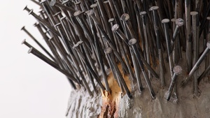 Günther Uecker. Die Verletzlichkeit der Welt im Arp Museum Bahnhof Rolandseck