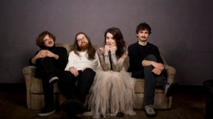 Larkly (Indie-Pop, Singer-Songwriter)