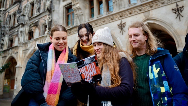 🌸 Frühlings-Spaziergang 1896: Löse einen echten Münchner Fall (Kein Handy, nur eine alte Fallakte)