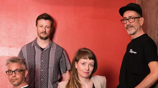 Katharina Maschmeyer & Nils Pollheide BLACK DOG GROOVE SOCIETY