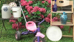 Hof- und Gartenflohmarkt in der Indianersiedlung" Köln-Zollstock