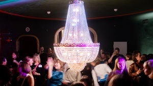 SUPERZART* "Afterglow - Tanzen gegen das Patriarchat"