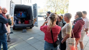 VIDEONALE.20: Geführter Stadtspaziergang durch den Ausstellungsparcours