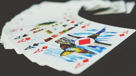 MAGIC, TRICKS & DRINKS (DNA. CAFÉ)