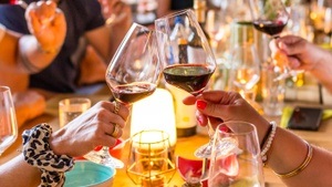 Ladies Night mit Tapas y Vino