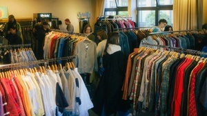 Vintage Pop-Up x Art Gallery
