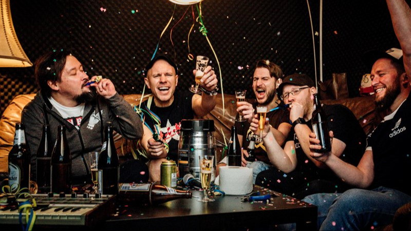 Graupause (Lüdenscheid, Punkrock) + Artikel 5 (Berlin, Punkrock)