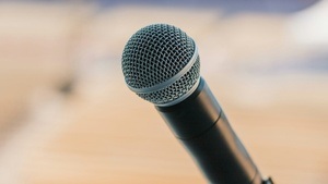 VOCAL VIBES: Karaoke Thursday