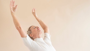 AWAKEN YOUR DEEPER HEART – Yoga Retreat mit Susann & Shara