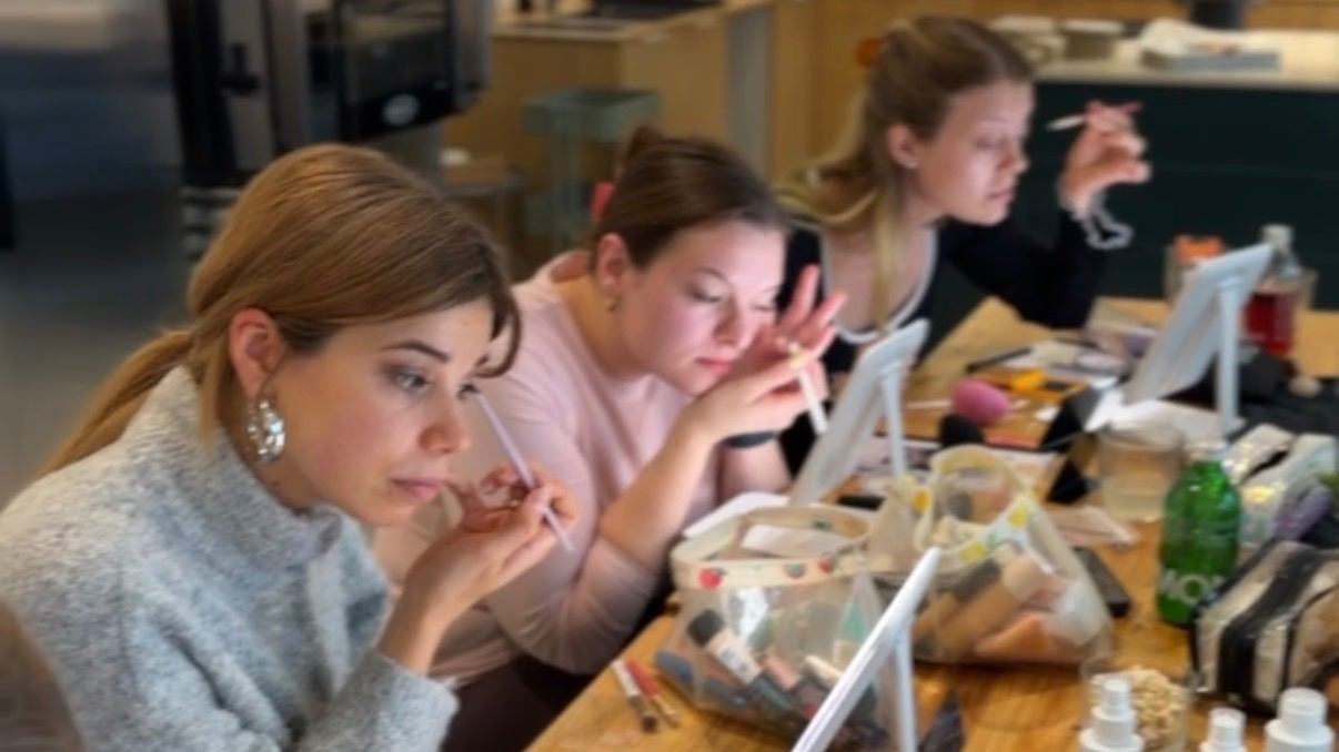 Soft Glow & Sweets Workshop