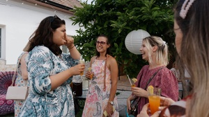 Date & Yap – Queer Dating im Café Lilo