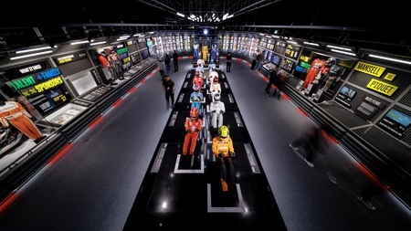 Rausgegangen lädt ein: Exklusive Führung durch die Formula 1®-Ausstellung Oberhausen