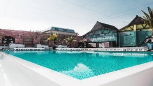 Latin Poolparty