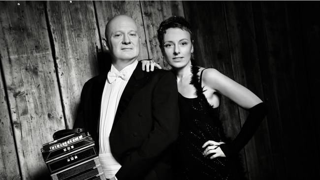 Lichter einer Großstadt