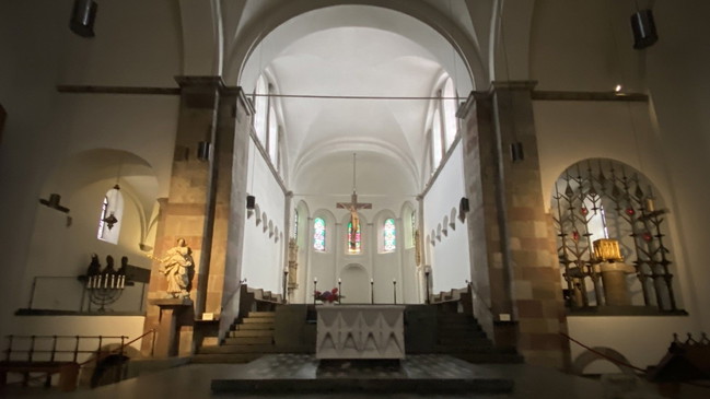 Töurcher en Kölle un drömeröm: St. Peter und St. Georg - Versteckte Juwelen in Köln