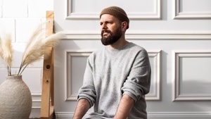PATRICK SALMEN // »Yoga gegen Rechts«
