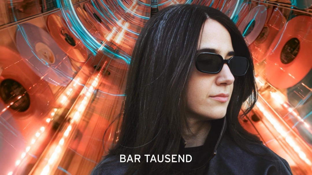 Tausend House: Natasha Roze