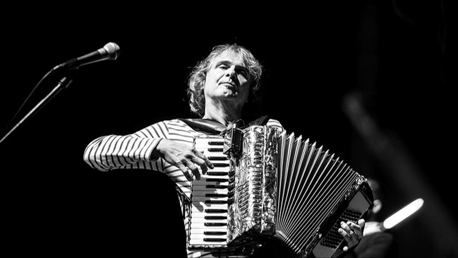 WENZEL Solo Konzert »Lieder & Texte«