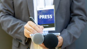 Vortrag und Gespräch: Pressefreiheit – Mehr als eine Story: ein Exiljournalist berichtet