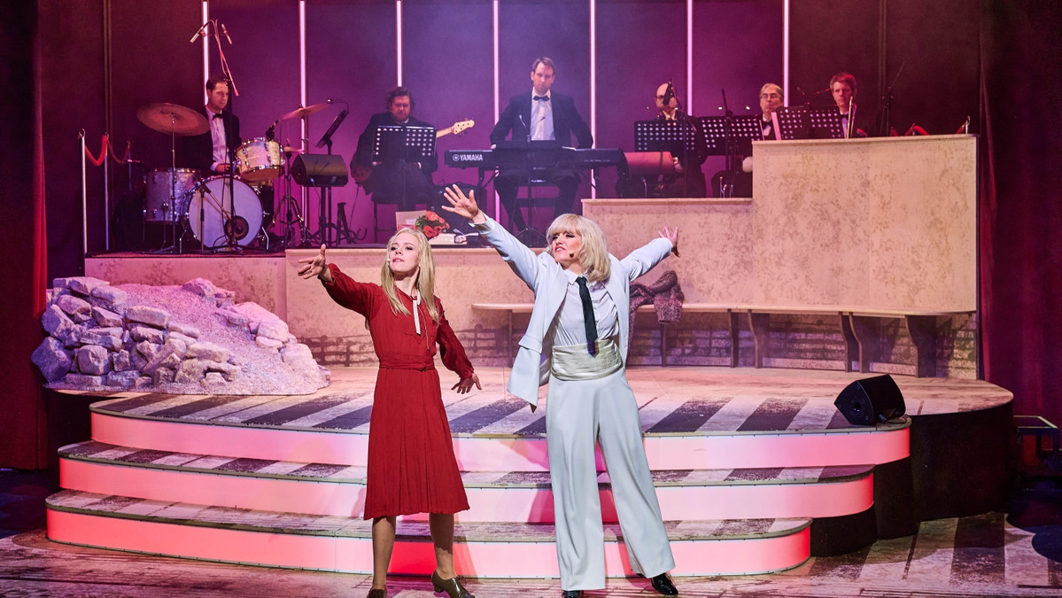 Titelbild der Veranstaltung Der geschenkte Gaul - Musical über das Leben von Hildegard Knef mit live Band