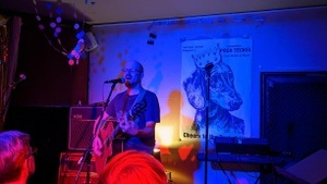 KONZERT / Liedermacher / Moritz von Eschersheim / »Flausen im Kopf und Flusen im Bauchnabel«
