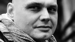 Tomek Kowalski - illumistein-nt