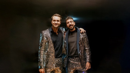 NICO GOMEZ | LOVESTREAM LIVE | Glitzerneon | Mittagsshow