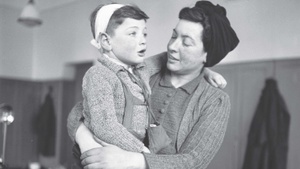 »Flüchtiges Glück – Befreiung aus Theresienstadt«. Ausstellung