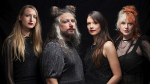 Ruby Tuesday | PARTING GYFTS