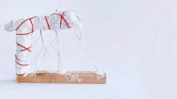 Sommerferien-Workshop:Skulptur aus Holz & Gips I FÜR 6- BIS 10-JÄHRIGE