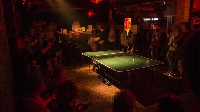 Punkerstammtisch mit Tischtennisrundlauf