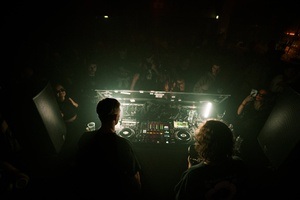 FVTVR Paris Night with Ignez, Developer, abs8lute & Eman