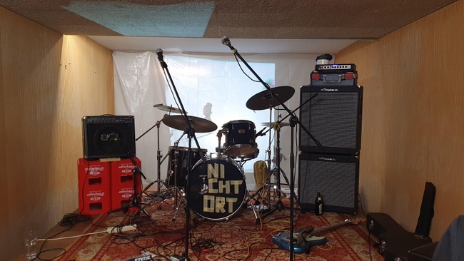 Indirekt Grell + more - präsentiert von newbasement