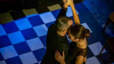 Tango Differente