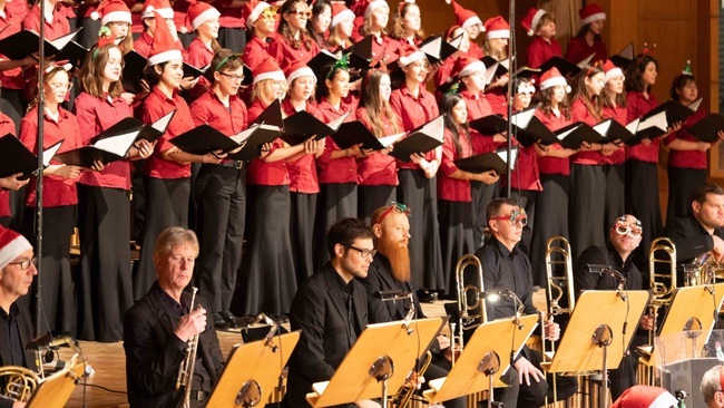 Familien- und Schulkonzert: Singing Christmas