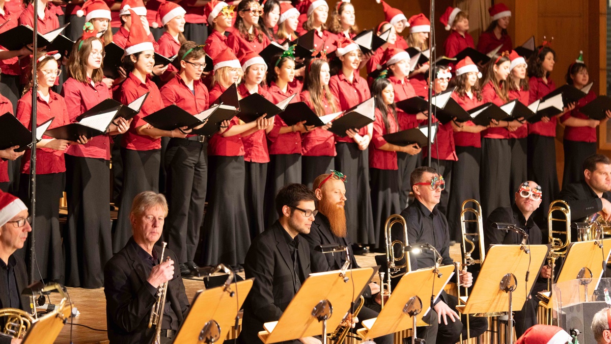Familien- und Schulkonzert: Singing Christmas