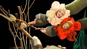 Schneeweißchen und Rosenrot