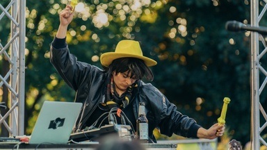Tanja Krone & Team | Songs of (In)Security
