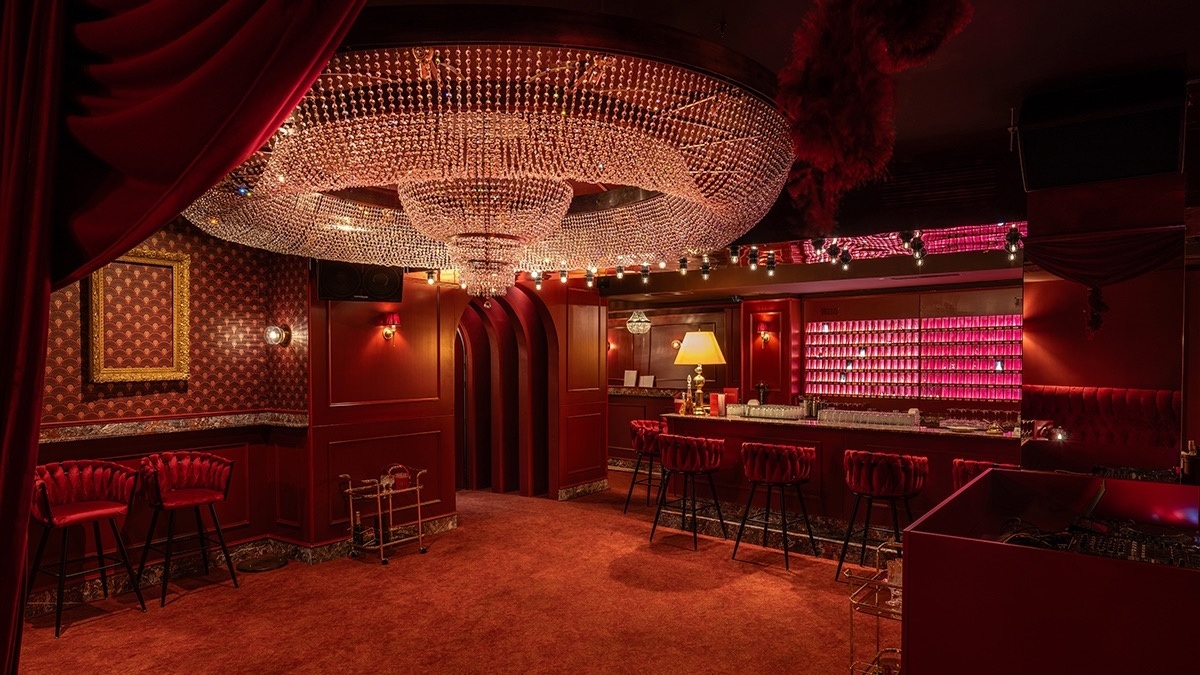 Zubrovka Bar \u0026 Club