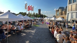 Kölner Mittsommerfest am Schokoladenmuseum im Rheinauhafen