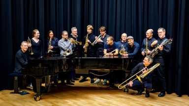 Big Band der Clara-Schumann-Musikschule Düsseldorf Ltg. Romano Schubert