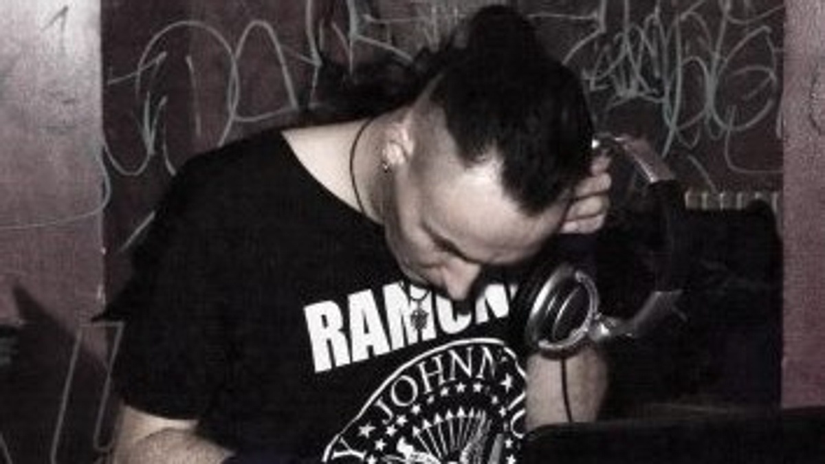 DJ Rebel L