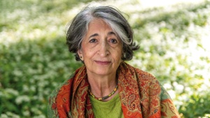 Lesung: NASRIN SIEGE – VOR MIR DIE REISE – Leben zwischen Iran, Deutschland und Afrika