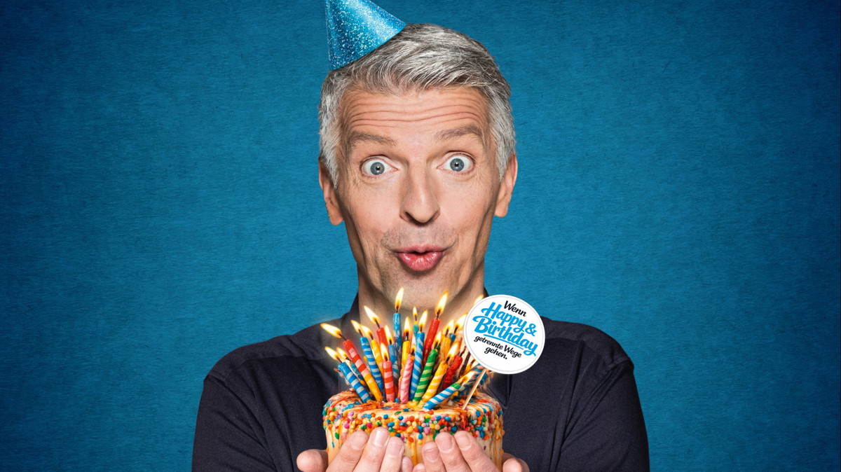 Titelbild der Veranstaltung Kabarett: Johannes Flöck – „Früher war ich jünger – wenn Happy und Birthday getrennte Wege gehen“
