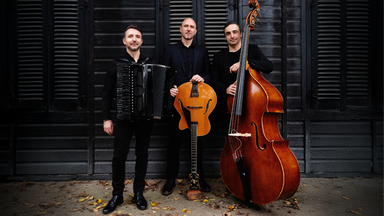 Acoustic Caravan „Brillante“