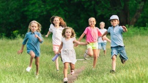 Die Südwichtel. Waldspielgruppe für (Groß-)Eltern mit Kindern von 4-6 Jahren