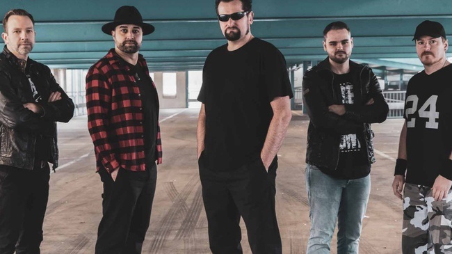 SYSTEM OF A STU - MISFIT LOVE