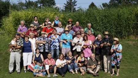 Offenes Singen mit dem 1. Bremer Ukulelenorchester