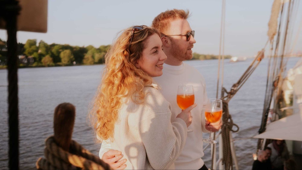 Silvester-Piratenparty auf der Mare Frisium in Hamburg