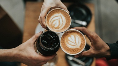 Gemütlich Kaffee trinken im Café Dede
